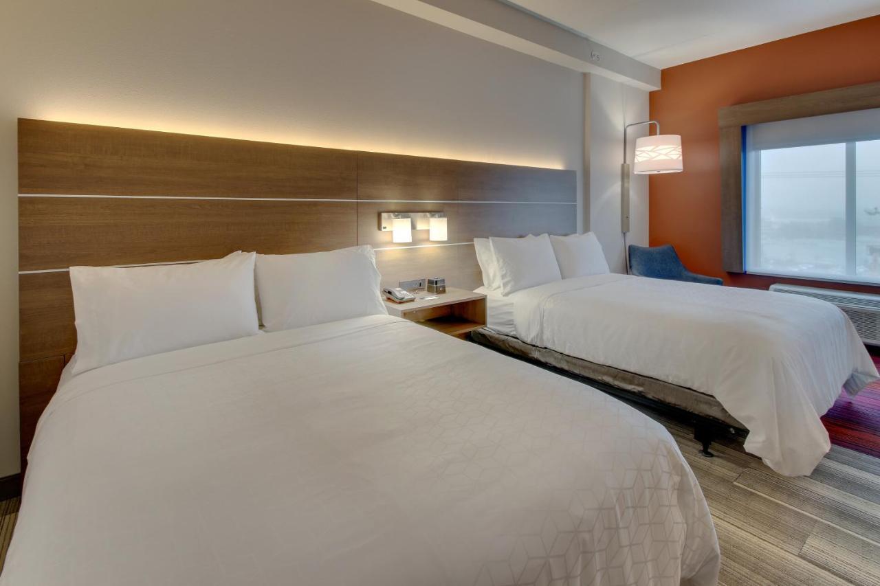 Holiday Inn Express & Suites - Nashville Metrocenter Downtown By Ihg Bagian luar foto