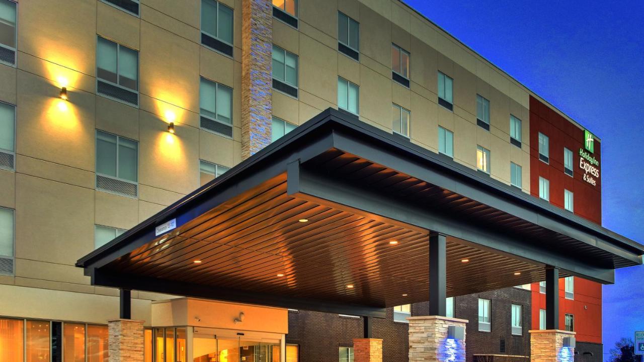 Holiday Inn Express & Suites - Nashville Metrocenter Downtown By Ihg Bagian luar foto