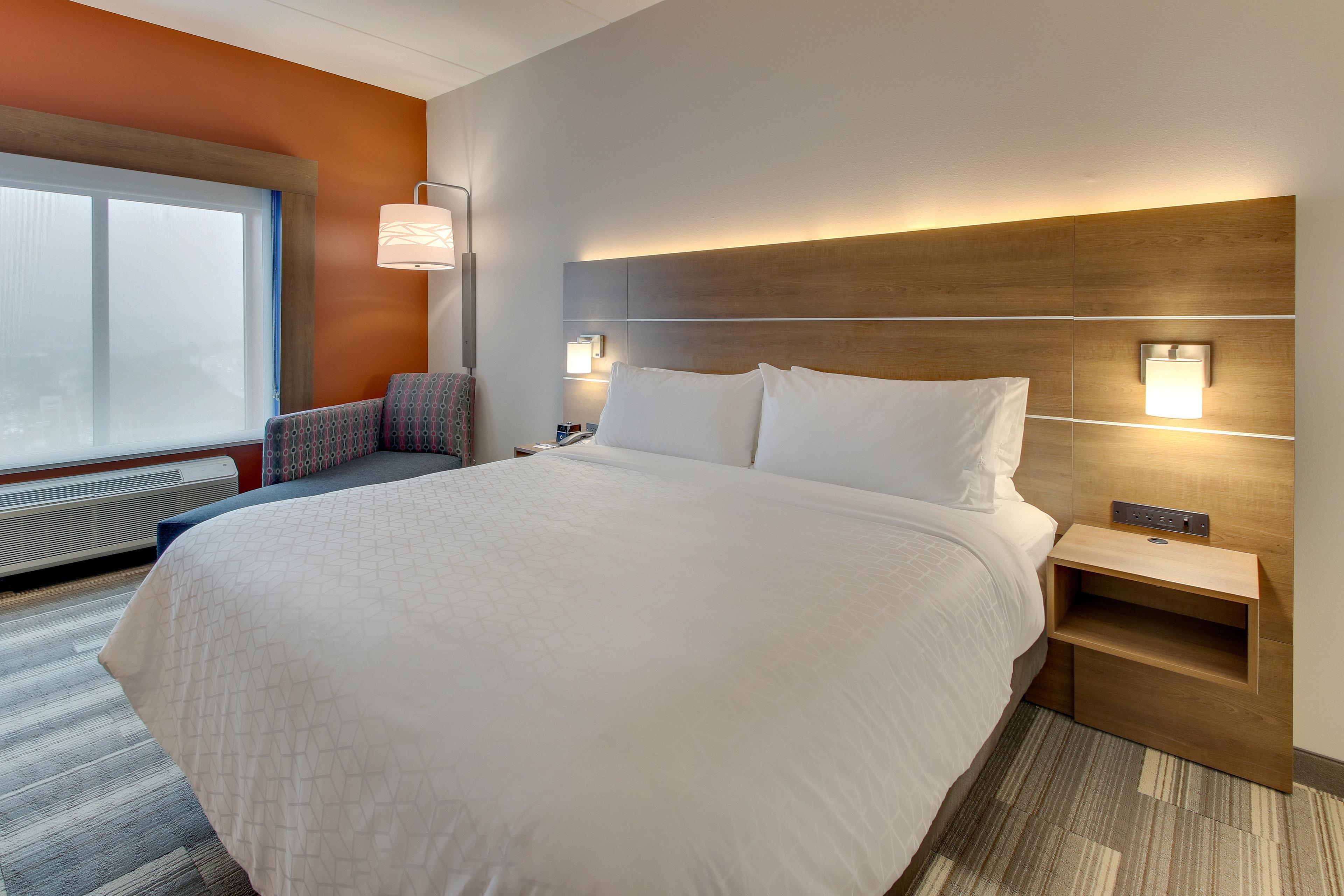 Holiday Inn Express & Suites - Nashville Metrocenter Downtown, An Ihg Hotel Bagian luar foto