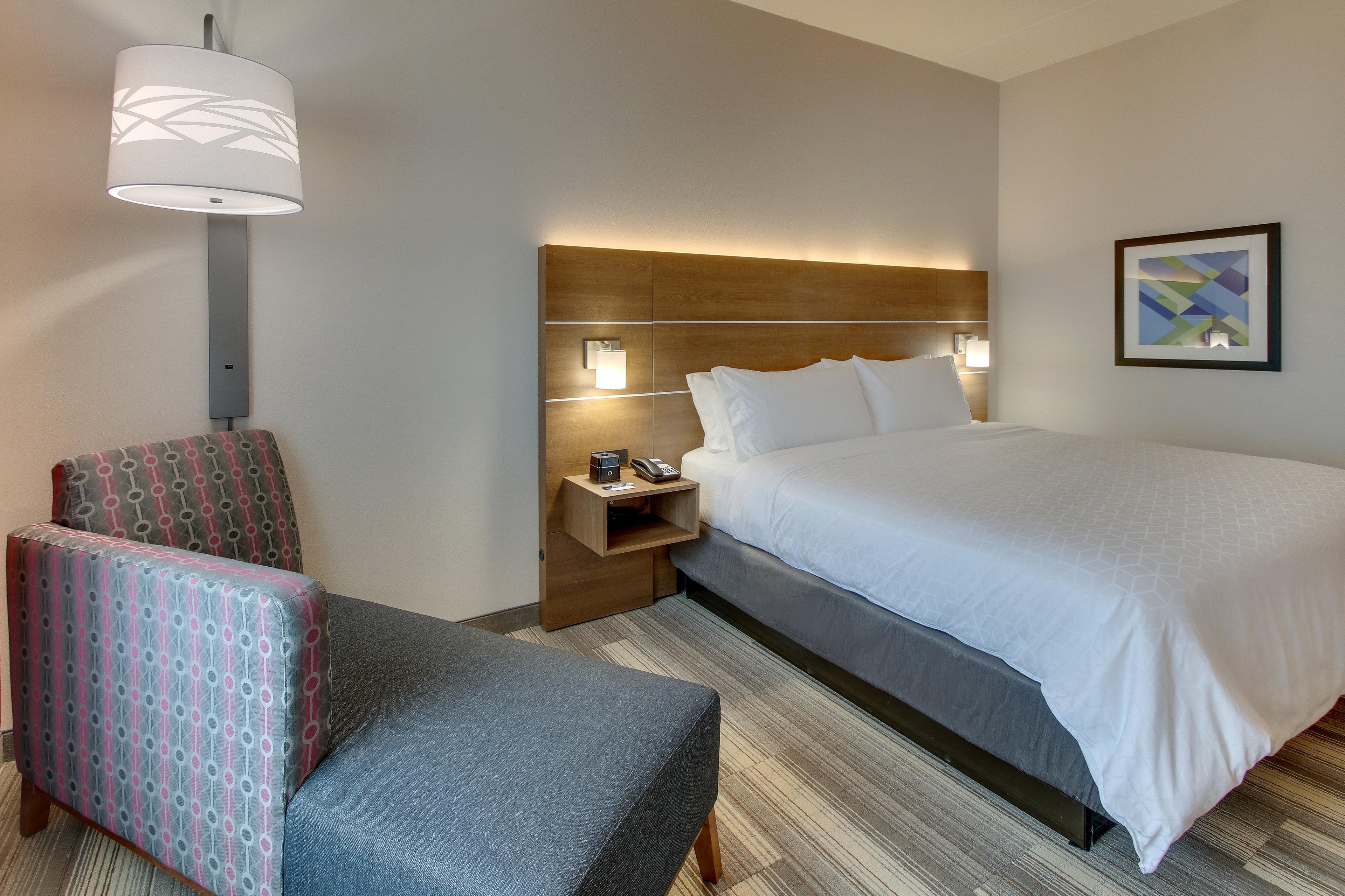 Holiday Inn Express & Suites - Nashville Metrocenter Downtown By Ihg Bagian luar foto