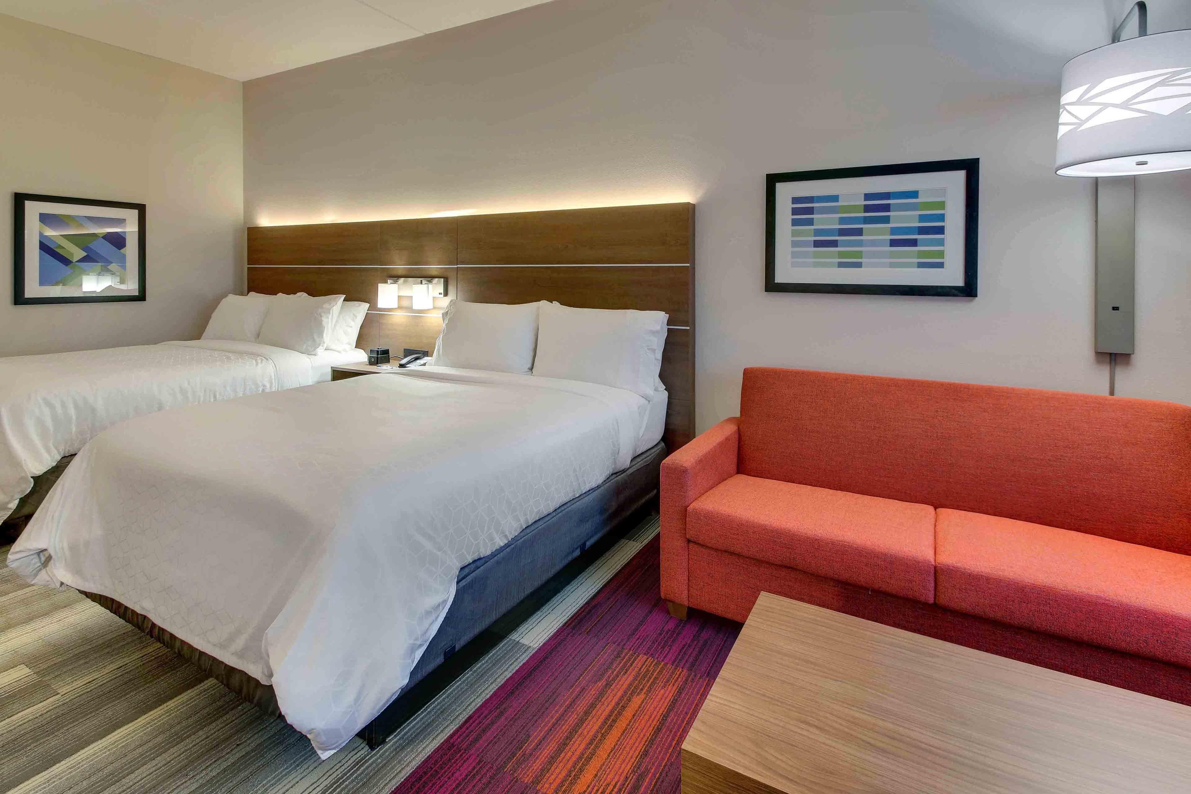Holiday Inn Express & Suites - Nashville Metrocenter Downtown By Ihg Bagian luar foto
