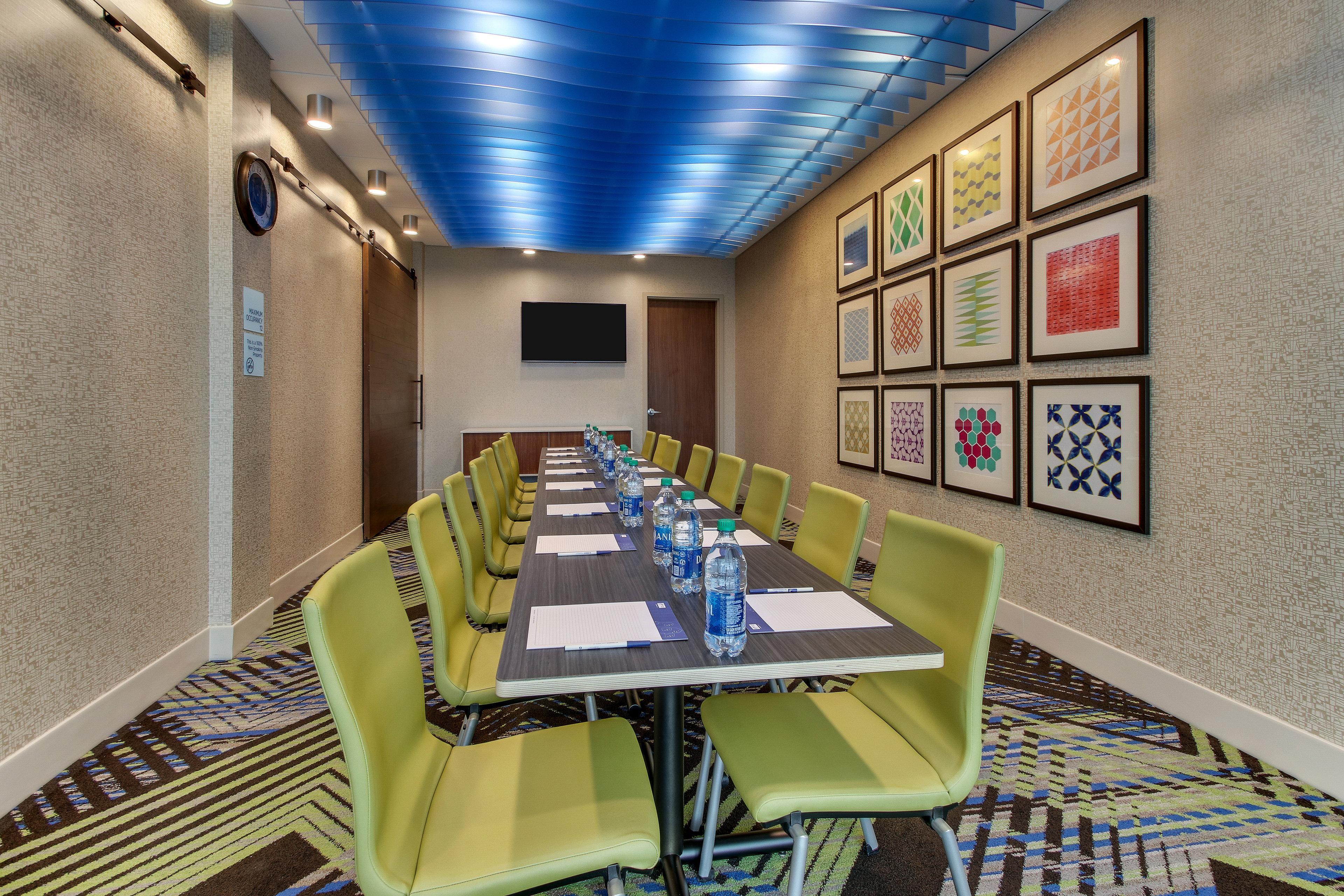 Holiday Inn Express & Suites - Nashville Metrocenter Downtown By Ihg Bagian luar foto
