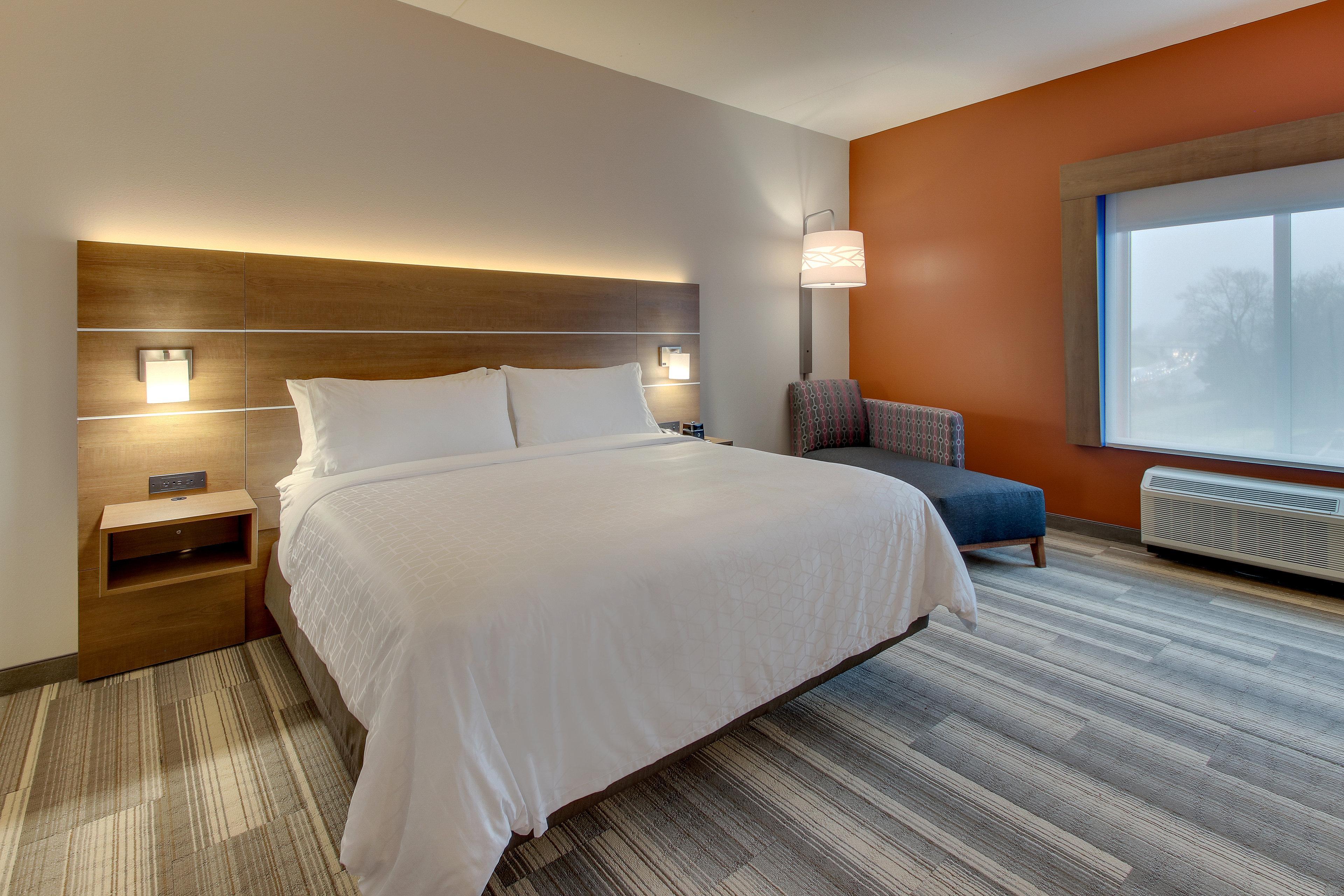 Holiday Inn Express & Suites - Nashville Metrocenter Downtown By Ihg Bagian luar foto