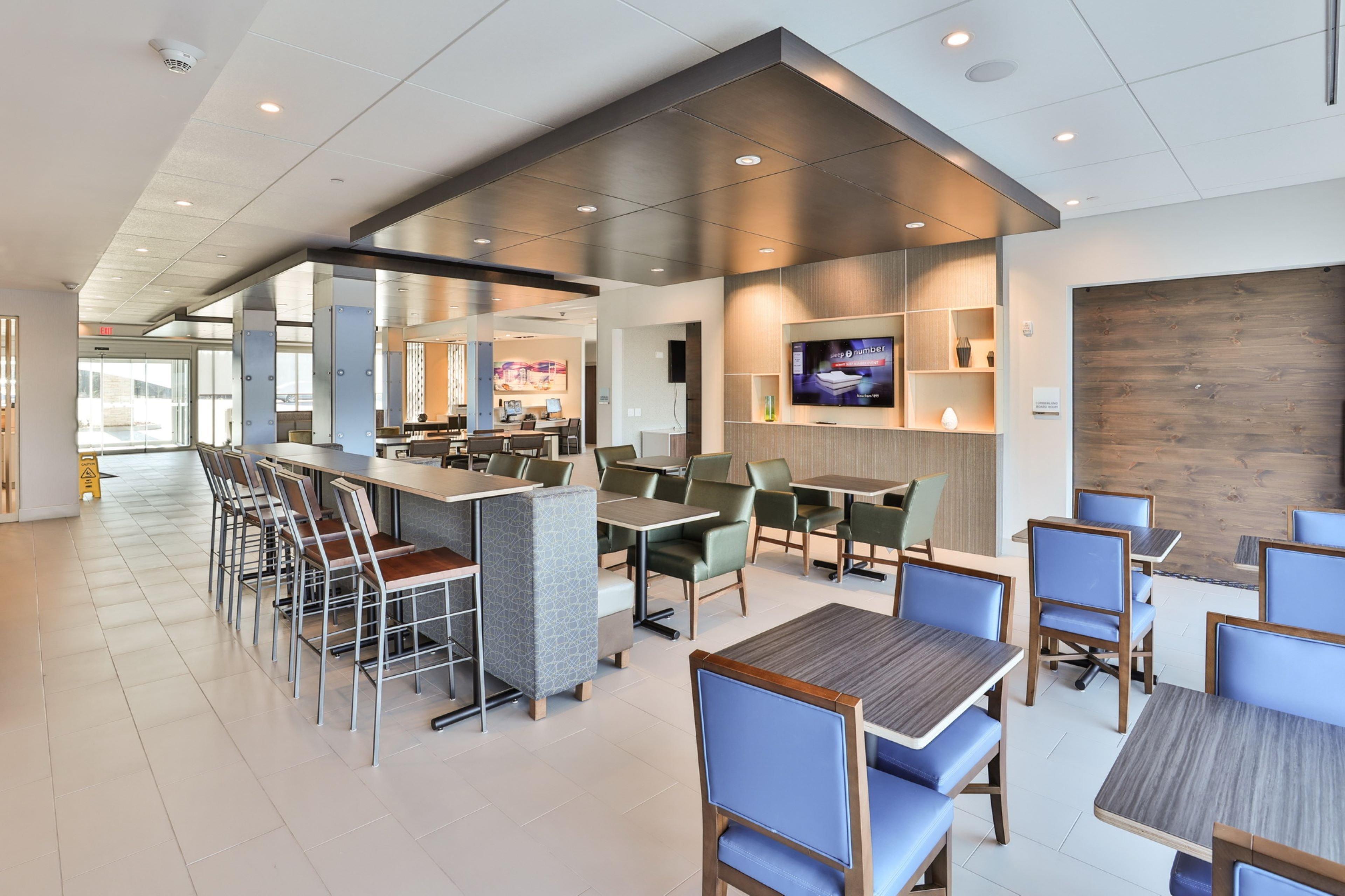 Holiday Inn Express & Suites - Nashville Metrocenter Downtown By Ihg Bagian luar foto